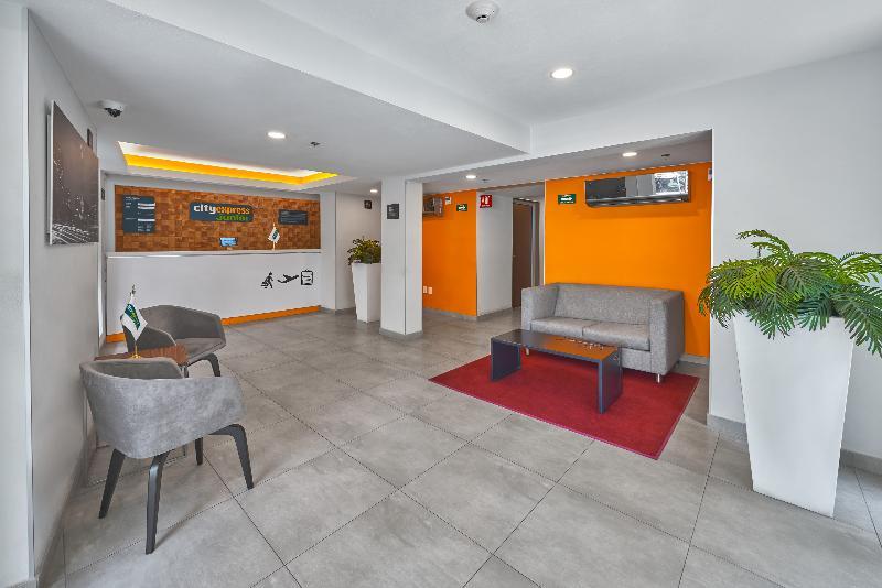 City Express Junior Cdmx Sullivan 3*